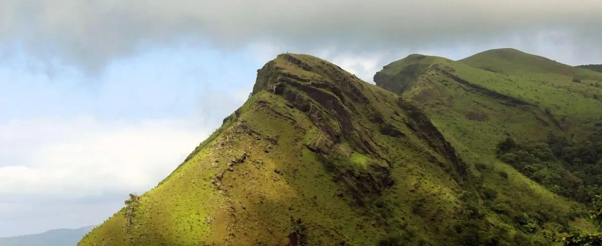 Kemmangundi hill station places to see in Chikmagalur